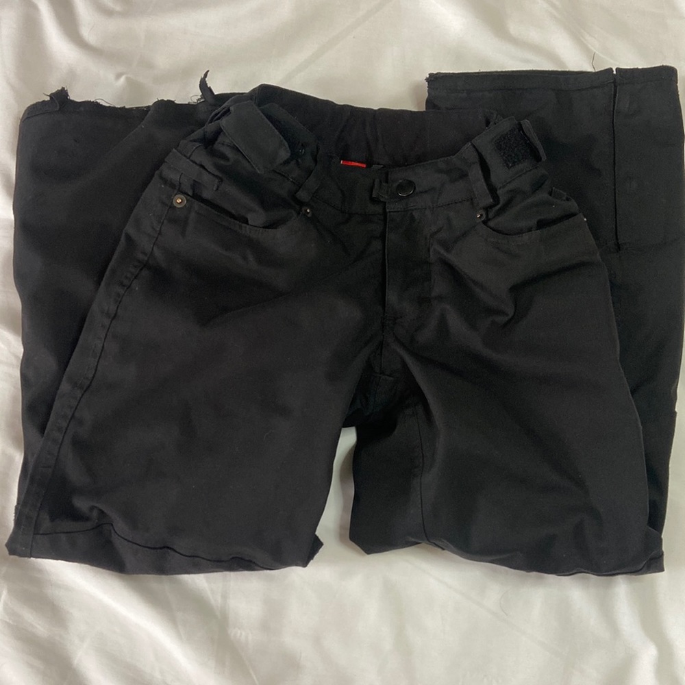 Boys’ 686 youth evolution snowpants size S (7)